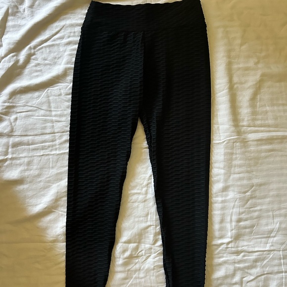 New Mix Athletic Set - Picture 2 of 8